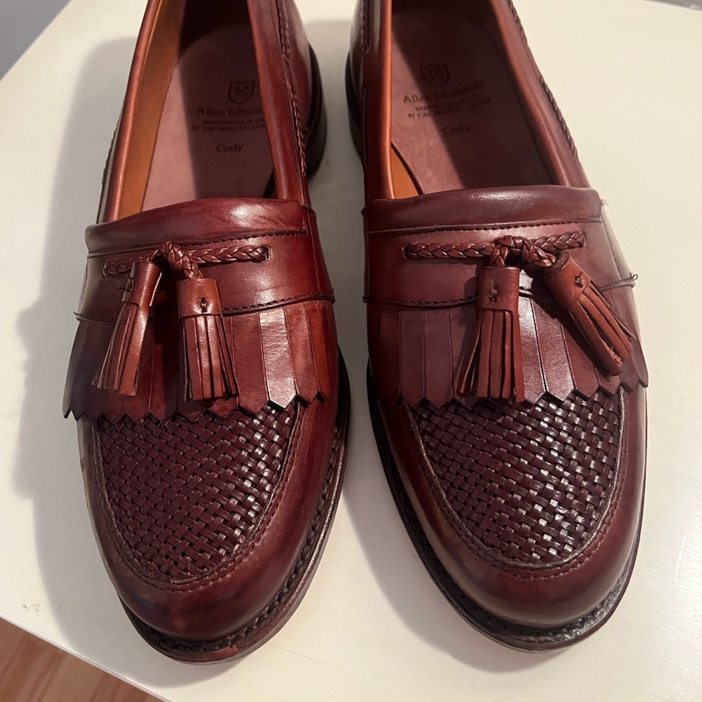 Men’s Allen Edmonds tassel loafer-Cody size 9.5